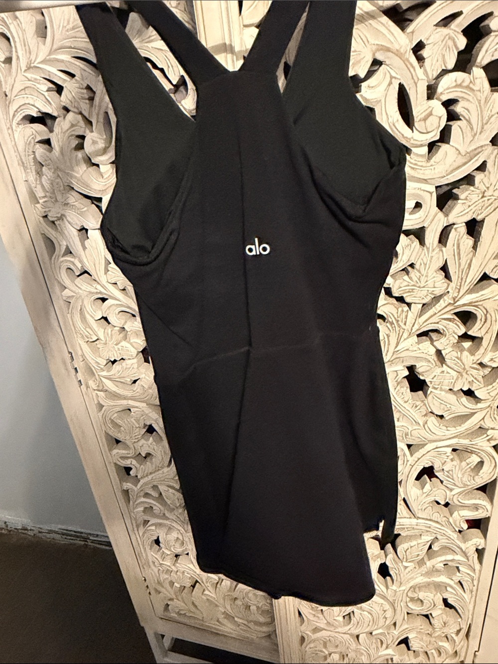 ALO Yoga Black V‑Neck Sleeveless Romper - Picture 6 of 6